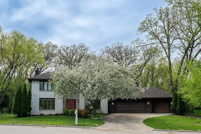 5800 Ivanhoe Circle, Fitchburg, WI 53711