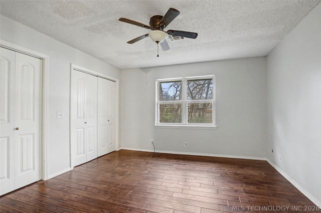 1034 E Courtney Avenue, Sapulpa, OK 74066