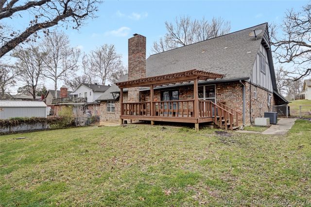 1034 E Courtney Avenue, Sapulpa, OK 74066