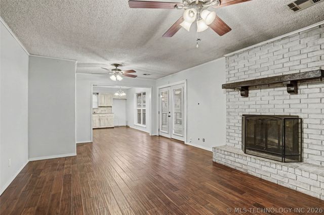 1034 E Courtney Avenue, Sapulpa, OK 74066