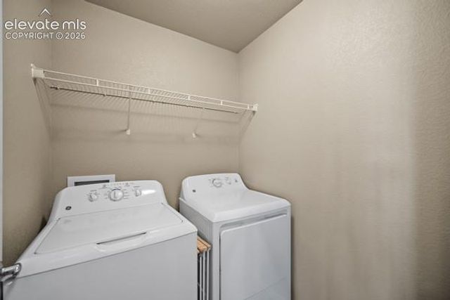 10061 Thunderbolt Trail, Colorado Springs, CO 80925