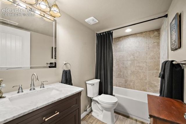 10061 Thunderbolt Trail, Colorado Springs, CO 80925