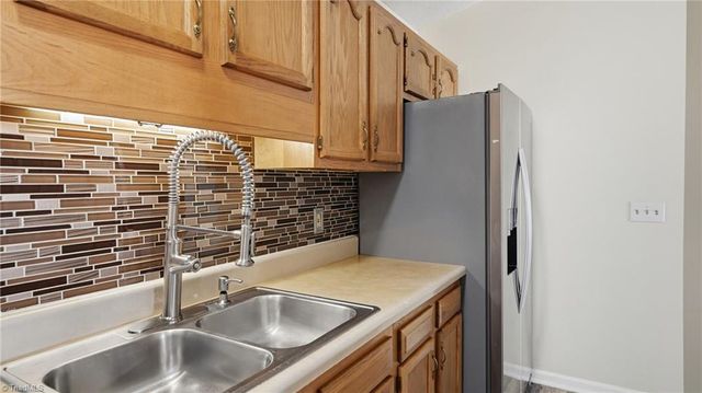 3701 Cotswold Terrace, Greensboro, NC 27410