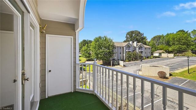 3701 Cotswold Terrace, Greensboro, NC 27410