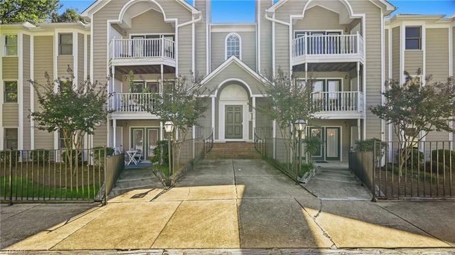 3701 Cotswold Terrace, Greensboro, NC 27410