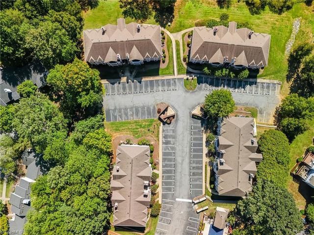 3701 Cotswold Terrace, Greensboro, NC 27410