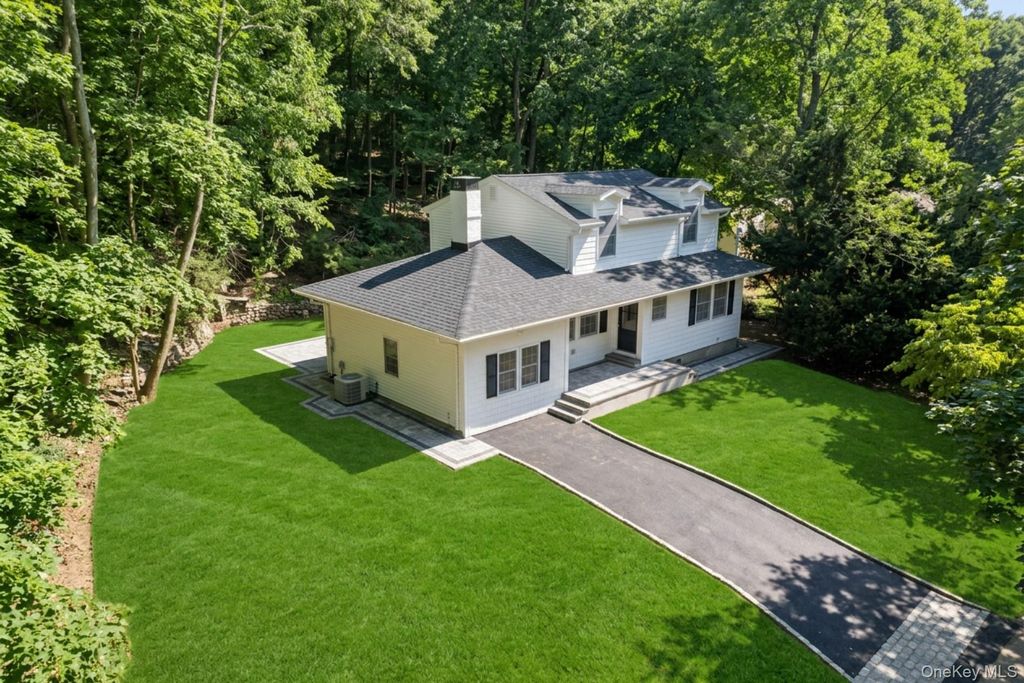 128 Crooked Hill Road, Huntington, NY 11743