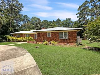 164 Conway Drive, Jesup, GA 31545