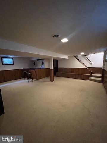 5515 HILL WAY, Suitland, MD 20746