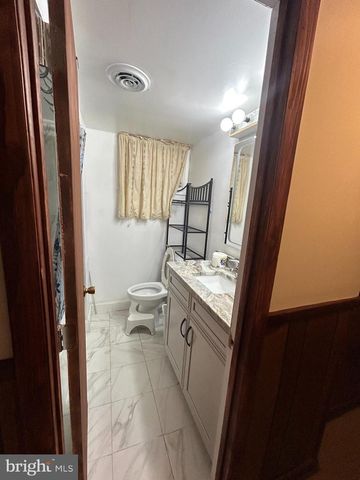 5515 HILL WAY, Suitland, MD 20746