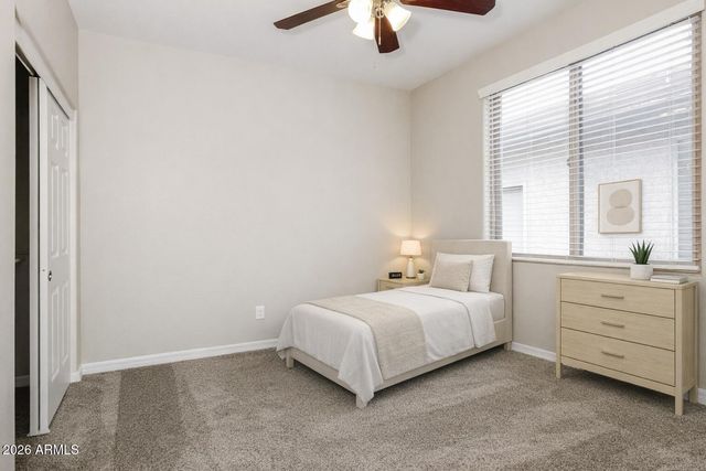 718 W TWIN PEAKS Parkway, San Tan Valley, AZ 85143