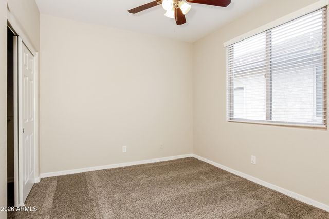 718 W TWIN PEAKS Parkway, San Tan Valley, AZ 85143