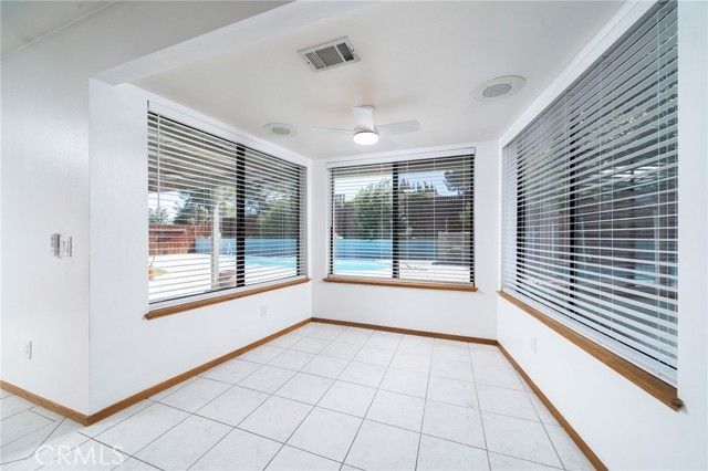 15821 Candlewood, Victorville, CA 92395