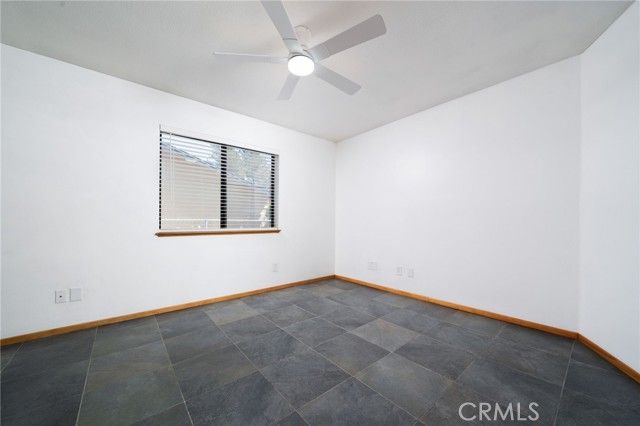 15821 Candlewood, Victorville, CA 92395