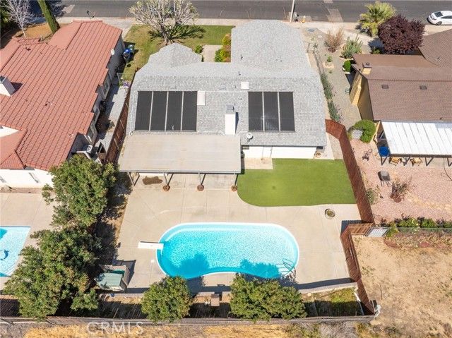 15821 Candlewood, Victorville, CA 92395