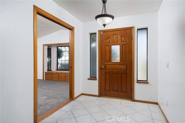 15821 Candlewood, Victorville, CA 92395