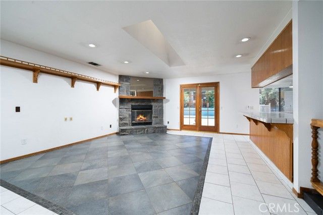 15821 Candlewood, Victorville, CA 92395