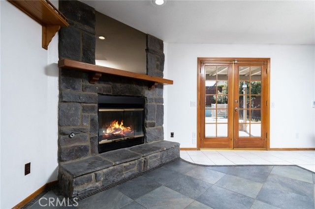 15821 Candlewood, Victorville, CA 92395