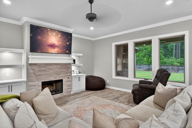 132 Saddle Brook Circle, Hallsville, TX 75650
