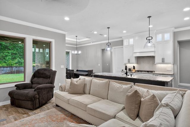 132 Saddle Brook Circle, Hallsville, TX 75650