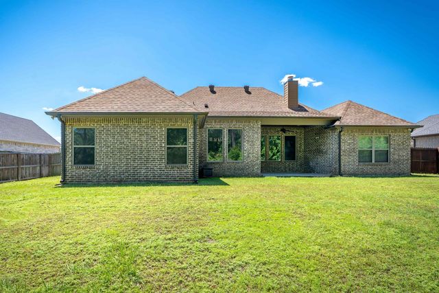 132 Saddle Brook Circle, Hallsville, TX 75650