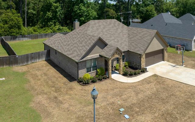 132 Saddle Brook Circle, Hallsville, TX 75650
