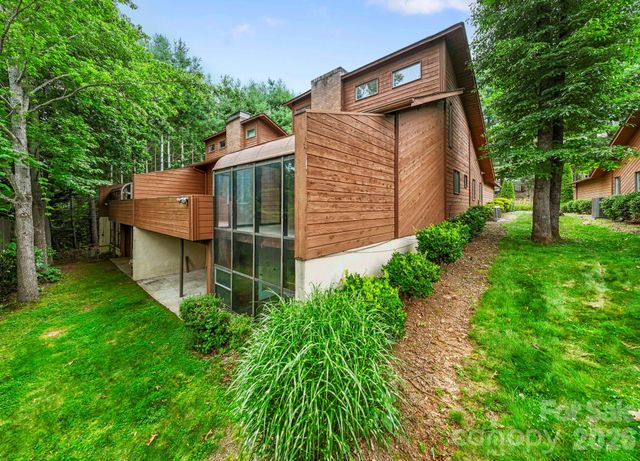 204 Woodfield Drive, Asheville, NC 28803