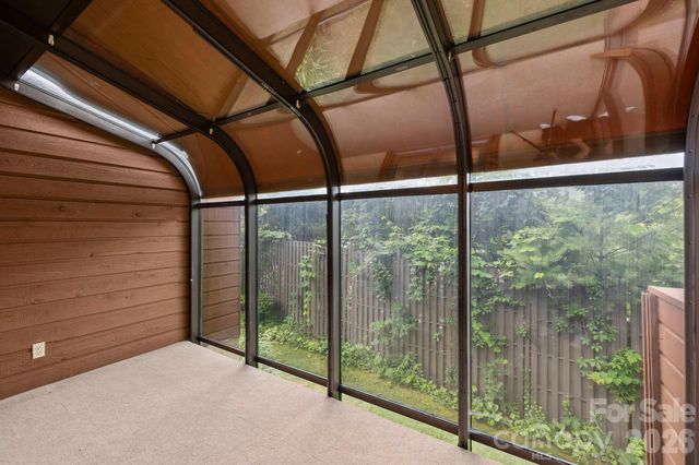 204 Woodfield Drive, Asheville, NC 28803