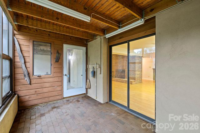 204 Woodfield Drive, Asheville, NC 28803
