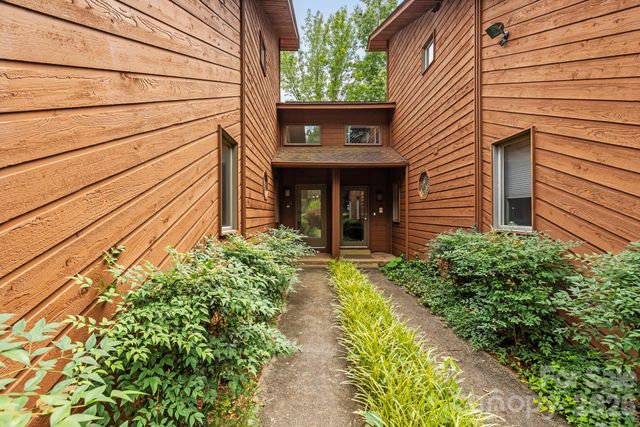 204 Woodfield Drive, Asheville, NC 28803