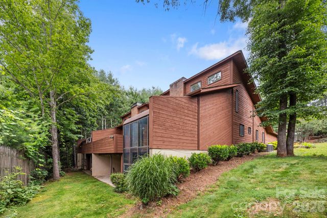 204 Woodfield Drive, Asheville, NC 28803