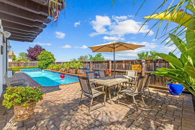 6560 Eagle Ridge Court, Gilroy, CA 95020