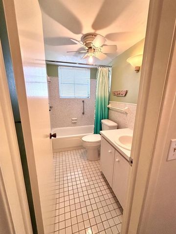 310 S Cypress Road 701, Pompano Beach, FL 33060