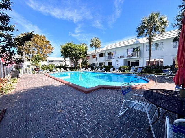 310 S Cypress Road 701, Pompano Beach, FL 33060