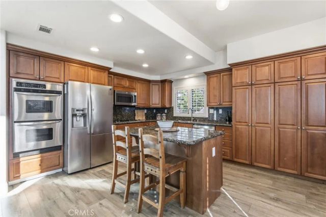 30858 Sunset Lake Circle, Menifee, CA 92584