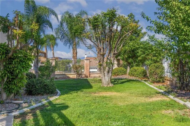 30858 Sunset Lake Circle, Menifee, CA 92584