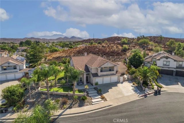 30858 Sunset Lake Circle, Menifee, CA 92584