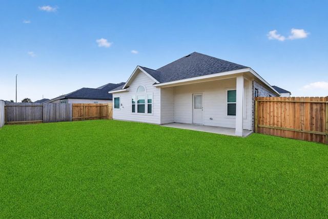 2123 Spring Hollow Drive, Baytown, TX 77521