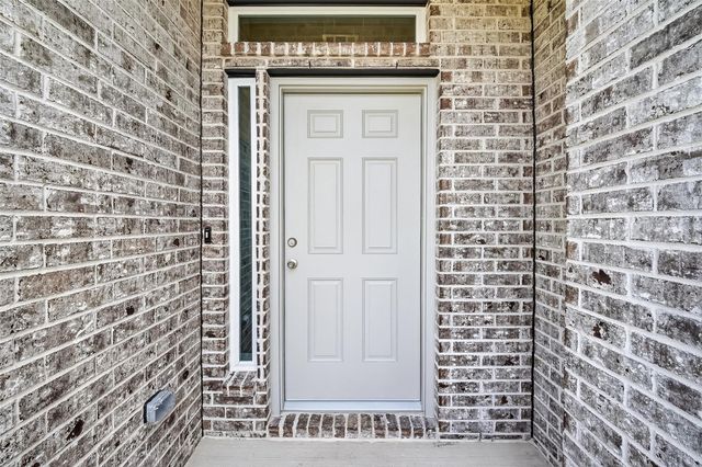 2123 Spring Hollow Drive, Baytown, TX 77521