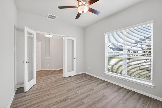 2123 Spring Hollow Drive, Baytown, TX 77521