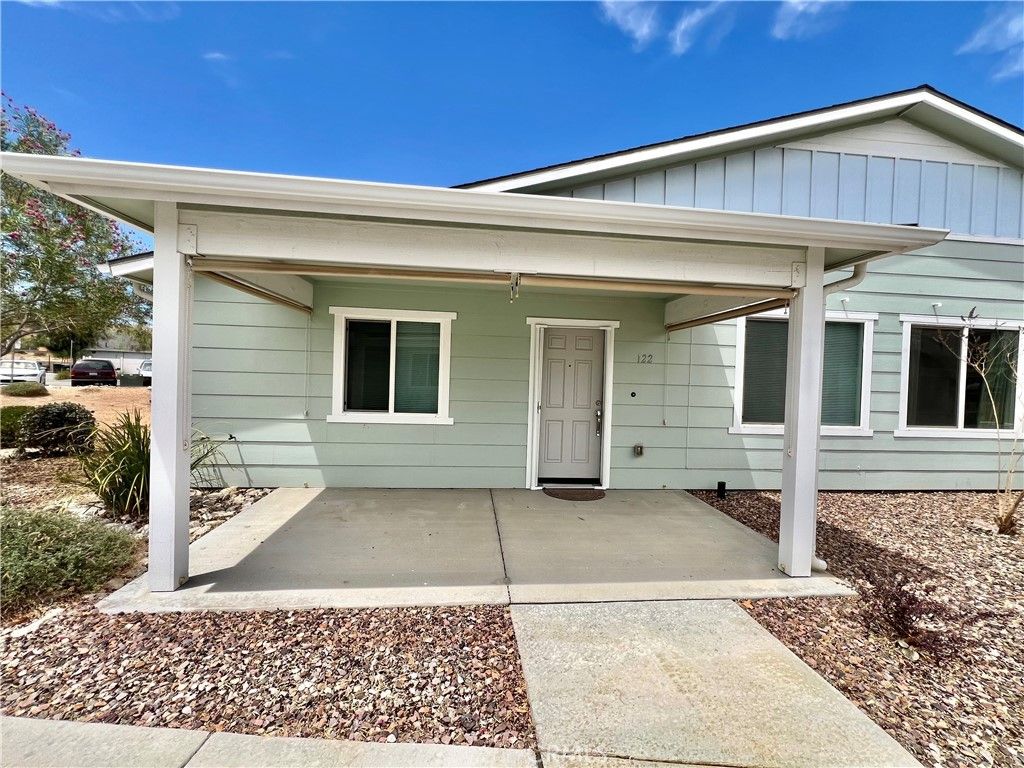 Image 1 of property listing at 122 Veteran Place, Palmdale, CA 93550