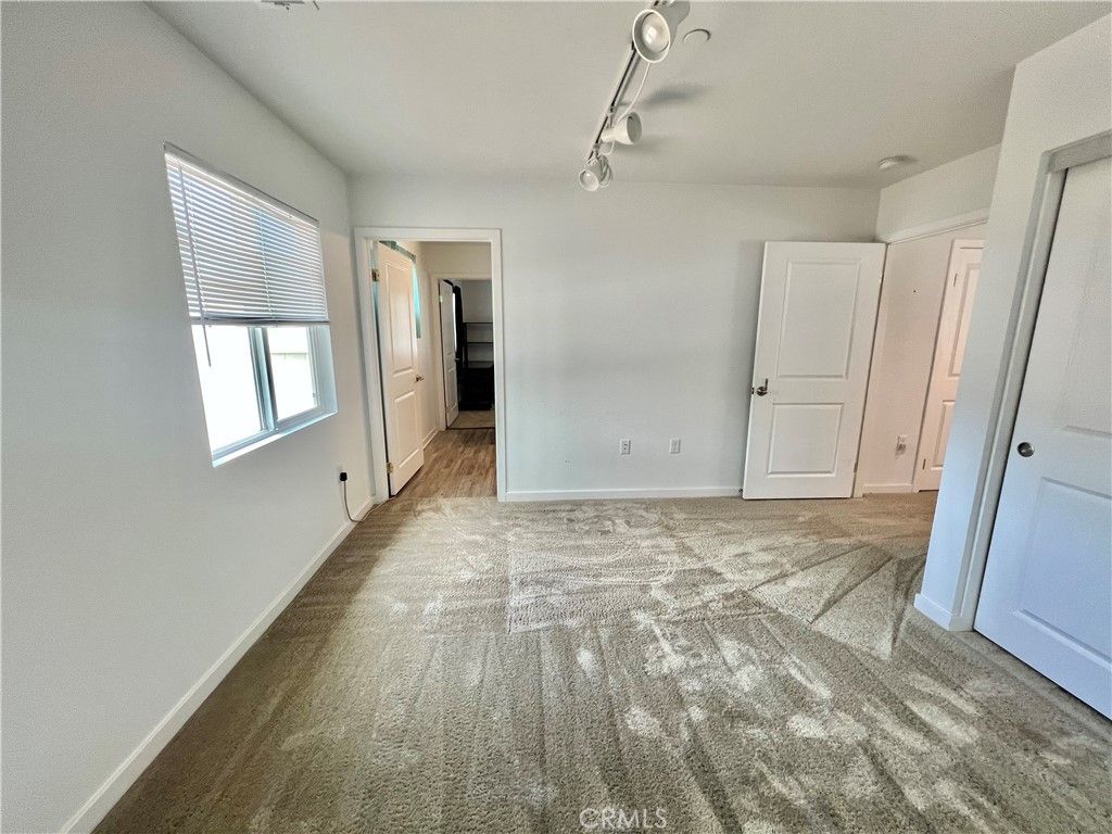 Image 23 of property listing at 122 Veteran Place, Palmdale, CA 93550