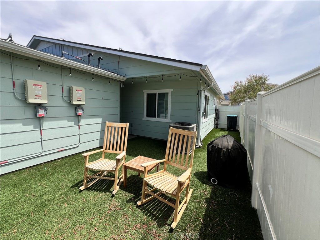 Image 30 of property listing at 122 Veteran Place, Palmdale, CA 93550