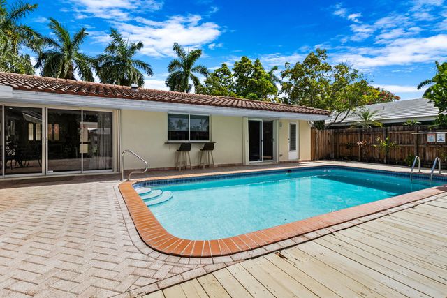 1418 NE 57th Place, Fort Lauderdale, FL 33334