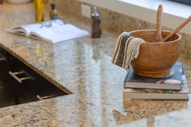 330 13th Street 5C, Oakland, CA 94612