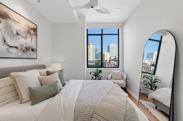 330 13th Street 5C, Oakland, CA 94612