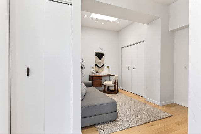 330 13th Street 5C, Oakland, CA 94612