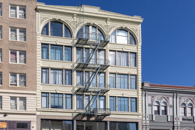 330 13th Street 5C, Oakland, CA 94612