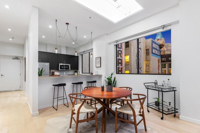 330 13th Street 5C, Oakland, CA 94612