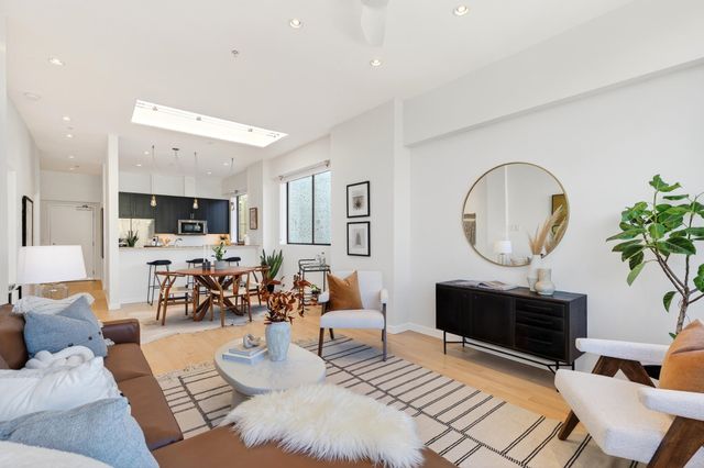 330 13th Street 5C, Oakland, CA 94612